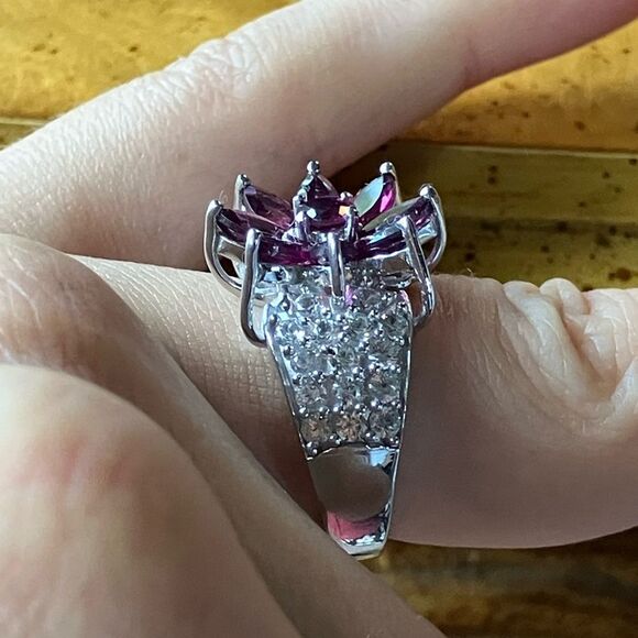 Natural Rhodolite Garnet Sterling Silver Cocktail Ring Size 7 - Picture 3 of 9